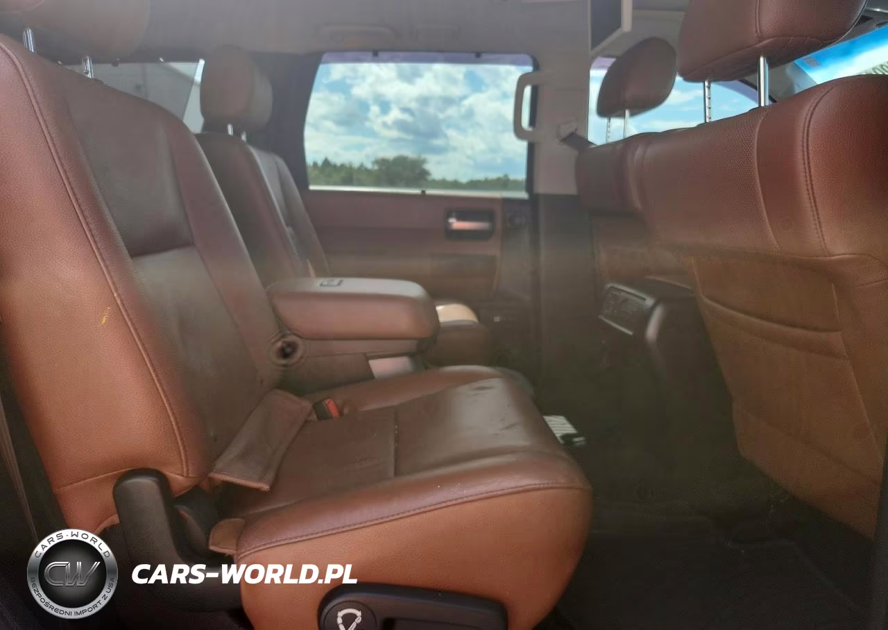 2014 Toyota Sequoia Platinum VIN:5TDDW5G17ES106414 - 11
