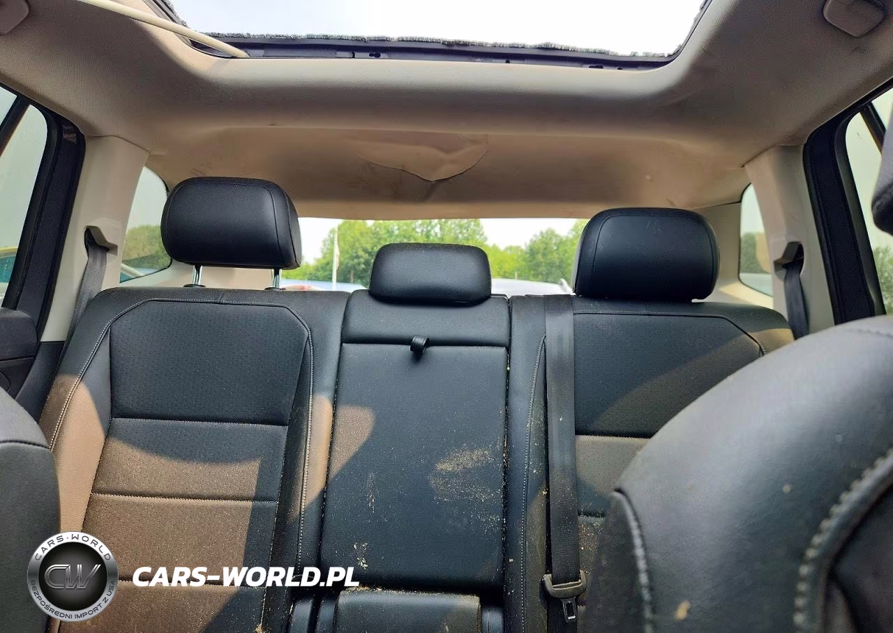 2019 Volkswagen Tiguan Se-Sel-Sel R-Line Jet-Black-Se VIN:3VV2B7AXXKM076544 - 10