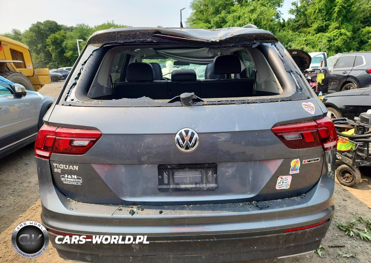 2019 Volkswagen Tiguan Se-Sel-Sel R-Line Jet-Black-Se VIN:3VV2B7AXXKM076544 - 6
