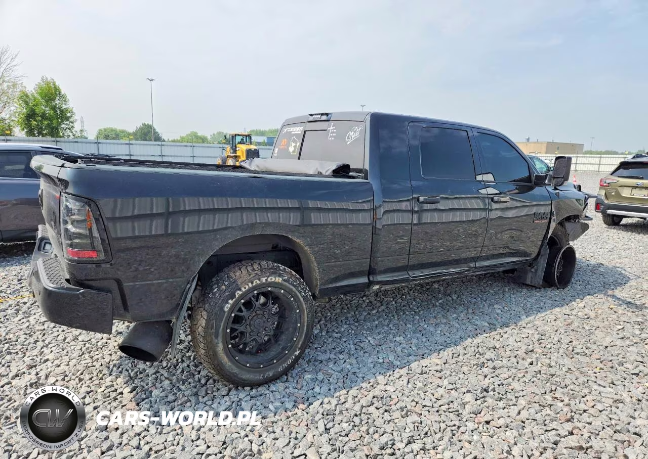 2017 Ram 2500 Slt VIN:3C6UR5ML0HG538365 - 3