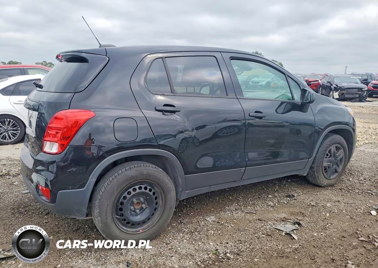 2019 Chevrolet Trax Ls VIN:3GNCJKSB1KL181756 - 3