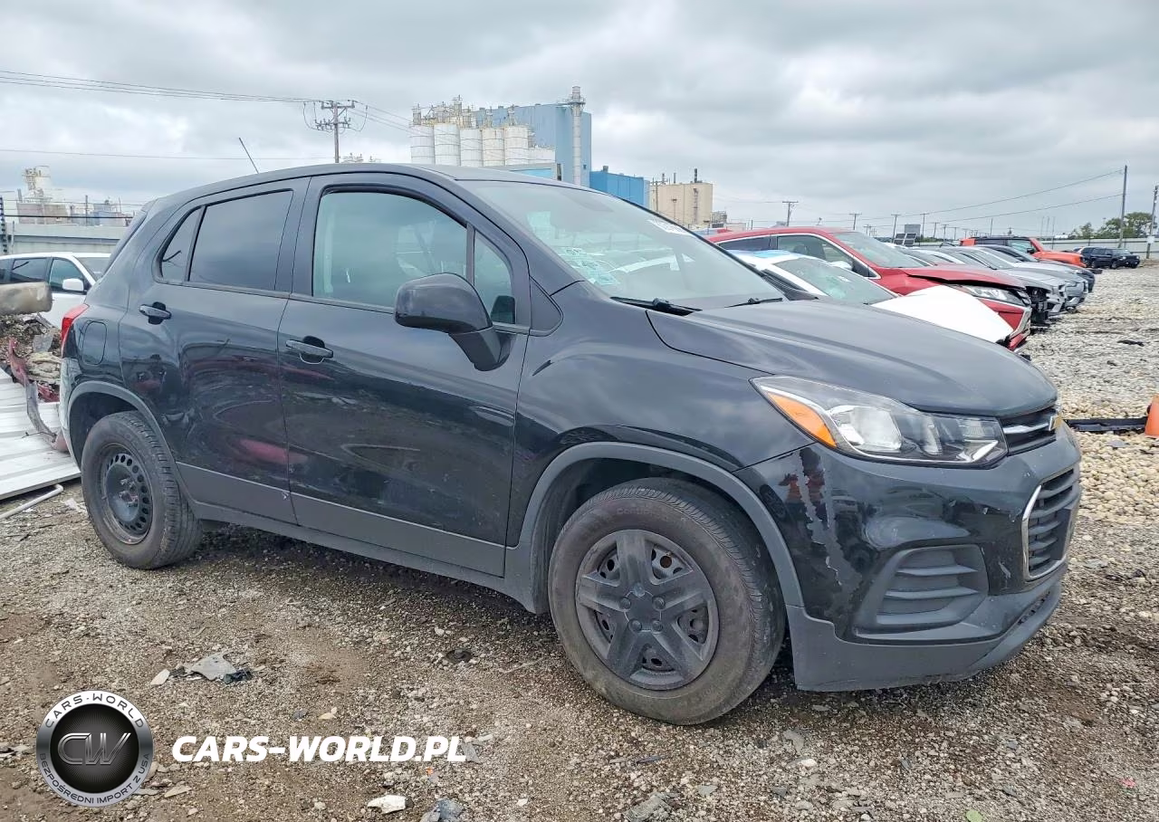 2019 Chevrolet Trax Ls VIN:3GNCJKSB1KL181756 - 4