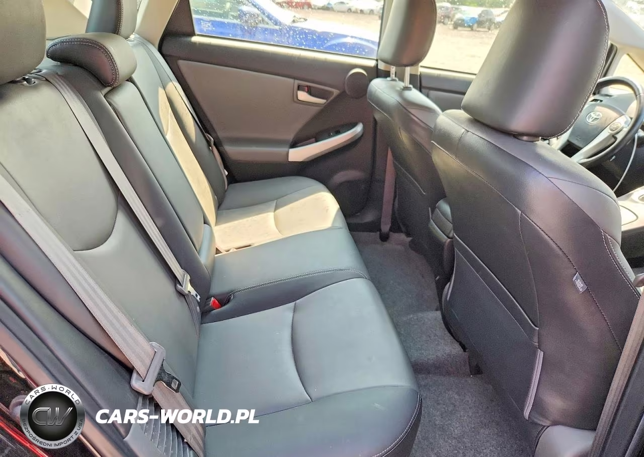 2012 Toyota Prius Four VIN:JTDKN3DU8C5534380 - 10