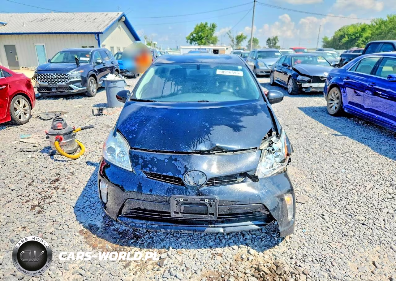 2012 Toyota Prius Four VIN:JTDKN3DU8C5534380 - 5