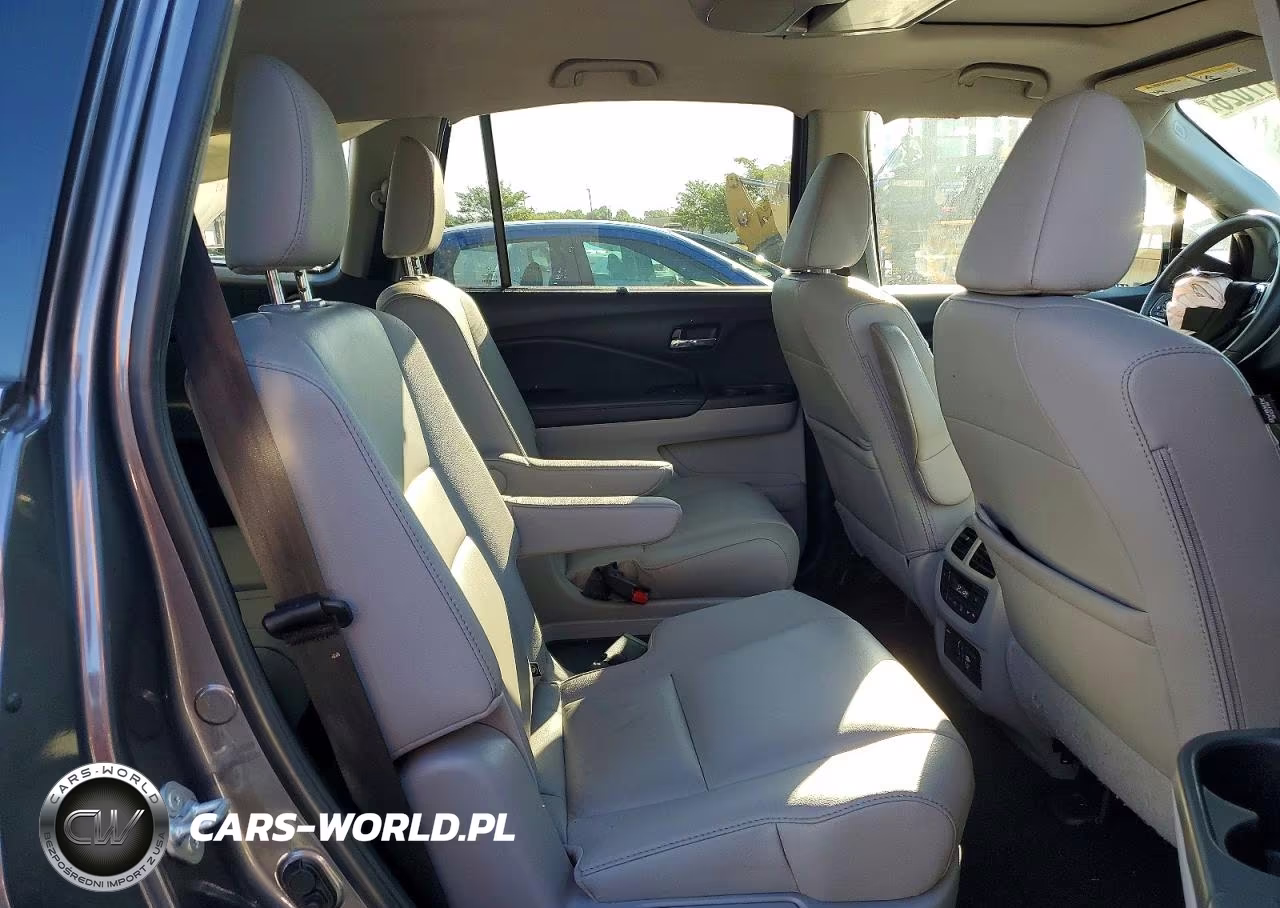2022 Honda Pilot Touring VIN:5FNYF6H65NB051662 - 11