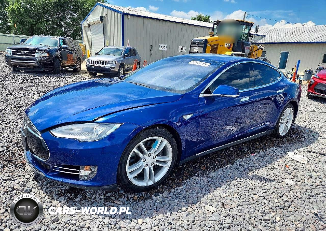 2015 Tesla Model S