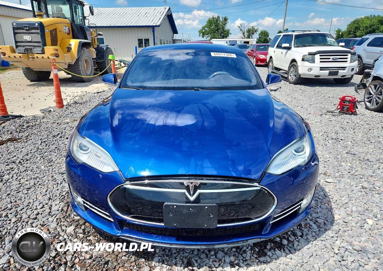 2015 Tesla Model S VIN:5YJSA1E29FF112327 - 5