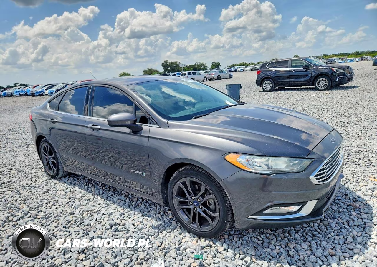 2018 Ford Fusion Se Hybrid VIN:3FA6P0LU5JR274211 - 4