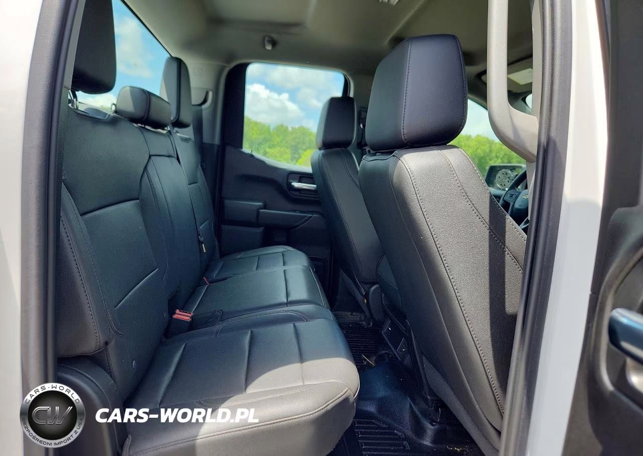 2023 Chevrolet Silverado K1500 VIN:1GCRDAEK9PZ125404 - 10