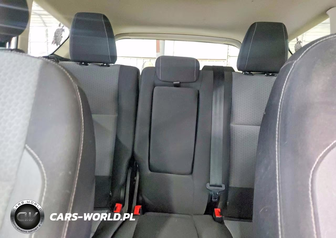 2019 Ford Escape Se VIN:1FMCU9GD9KUA36680 - 10