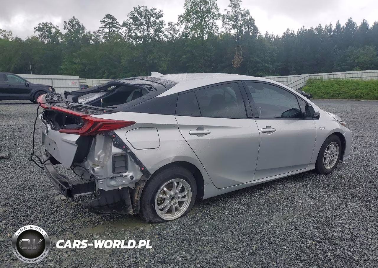 2018 Toyota Prius Prime VIN:JTDKARFP7J3087264 - 3