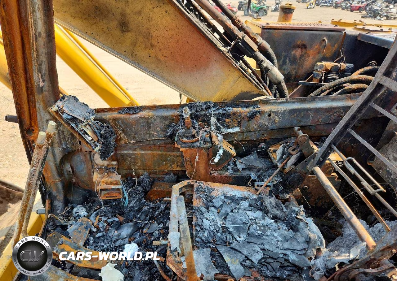 1995 Caterpillar 315L VIN:6YM00679 - 8