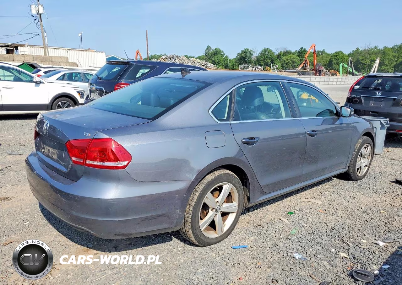 2014 Volkswagen Passat S VIN:1VWAS7A32EC041779 - 3