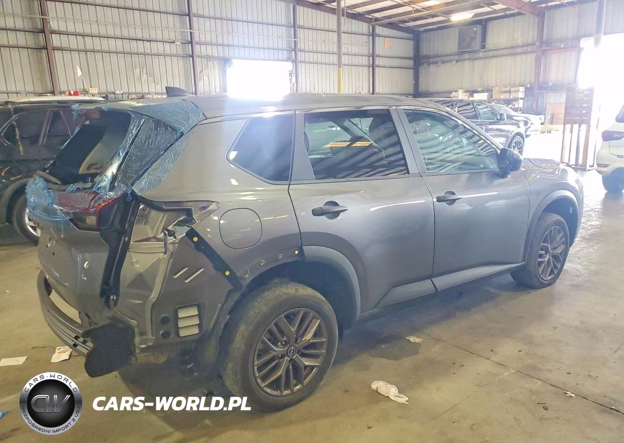 2024 Nissan Rogue S VIN:5N1BT3AA8RC673876 - 3