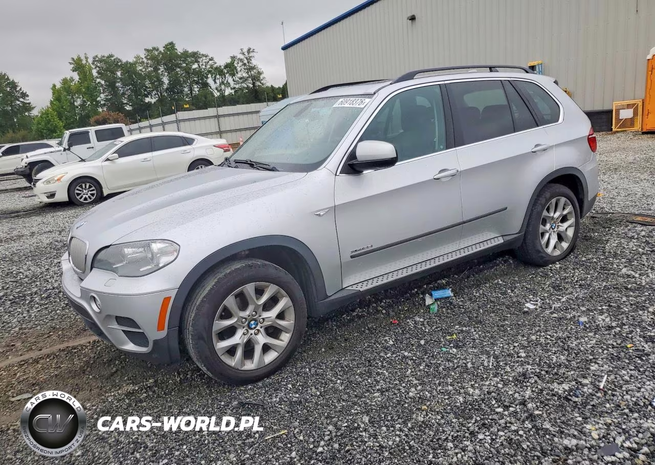 2013 BMW X5 xDrive35I – zdjęcie 1 z 13