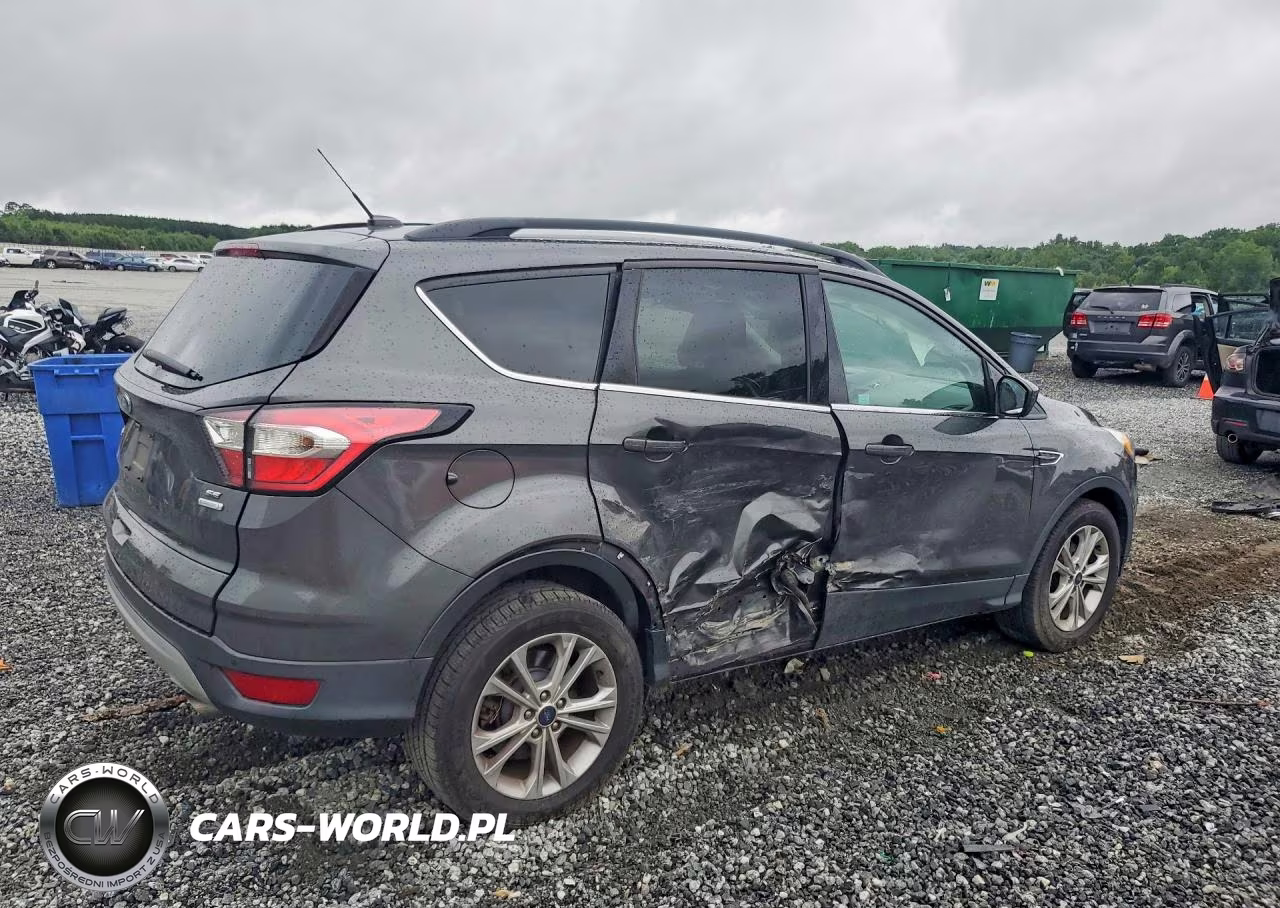 2017 Ford Escape Se VIN:1FMCU0GD1HUE20229 - 3
