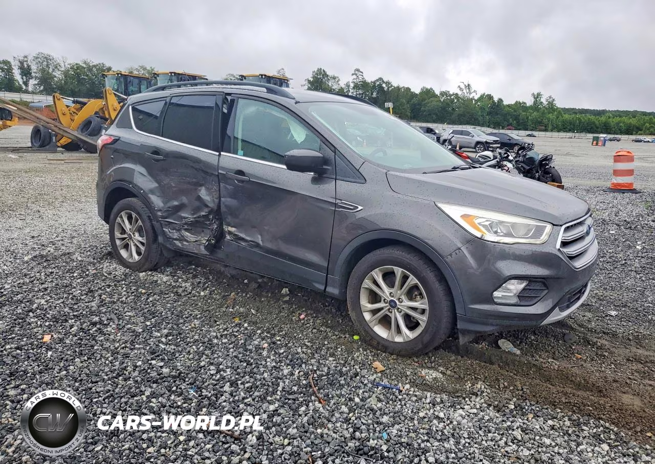 2017 Ford Escape Se VIN:1FMCU0GD1HUE20229 - 4