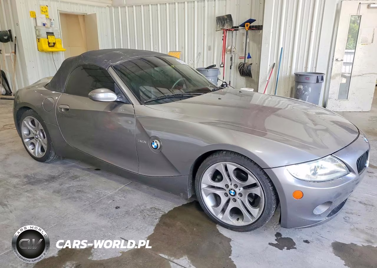 2005 BMW Z4 3.0 VIN:4USBT53545LT28509 - 4