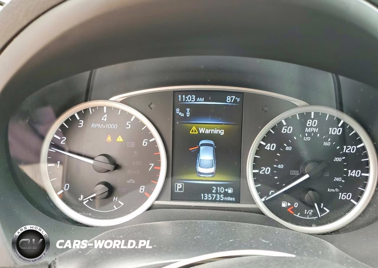 2018 Nissan Sentra Sl VIN:3N1AB7AP4JY205043 - 9