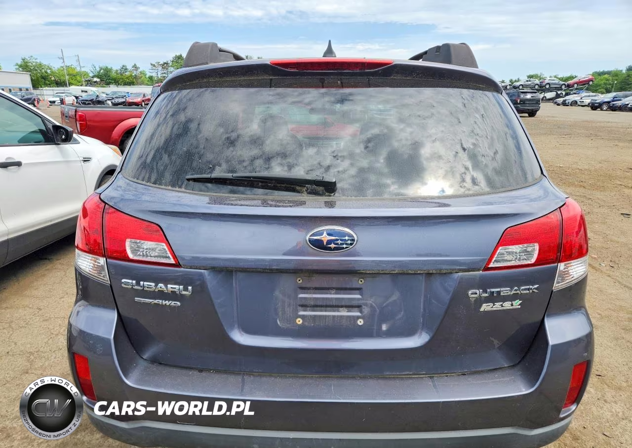 2014 Subaru Outback 2.5I Premium VIN:4S4BRBCC7E3227946 - 6