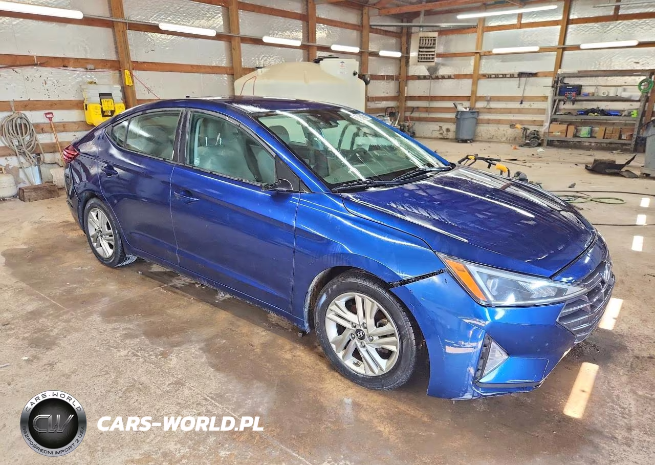 2019 Hyundai Elantra Sel VIN:5NPD84LF3KH408953 - 4