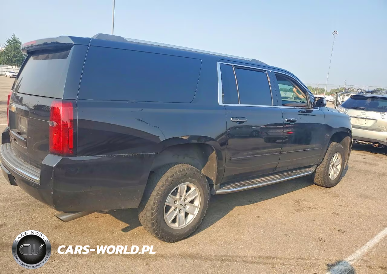 2018 Chevrolet Suburban K1500 Premier VIN:1GNSKJKC4JR252029 - 3