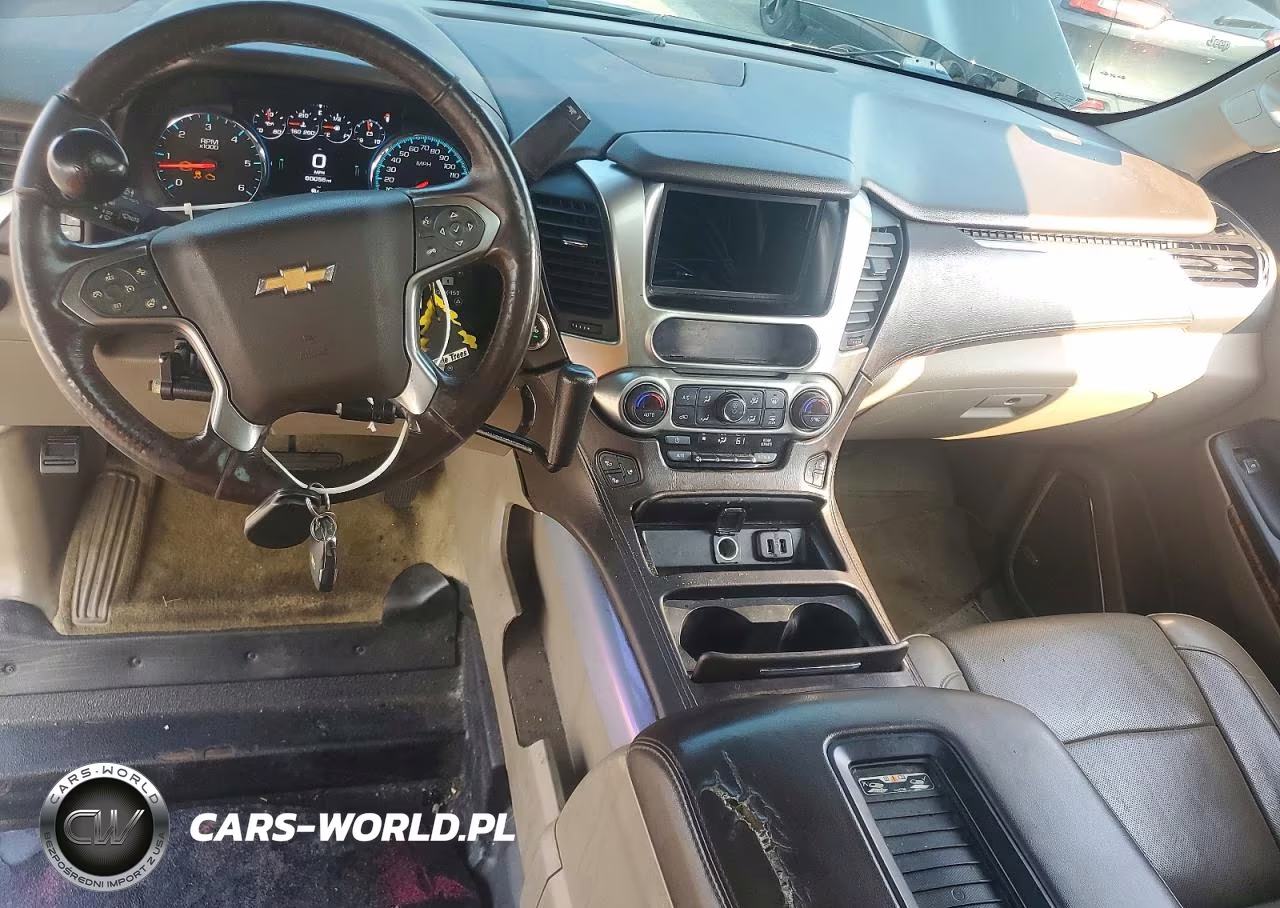 2018 Chevrolet Suburban K1500 Premier VIN:1GNSKJKC4JR252029 - 8