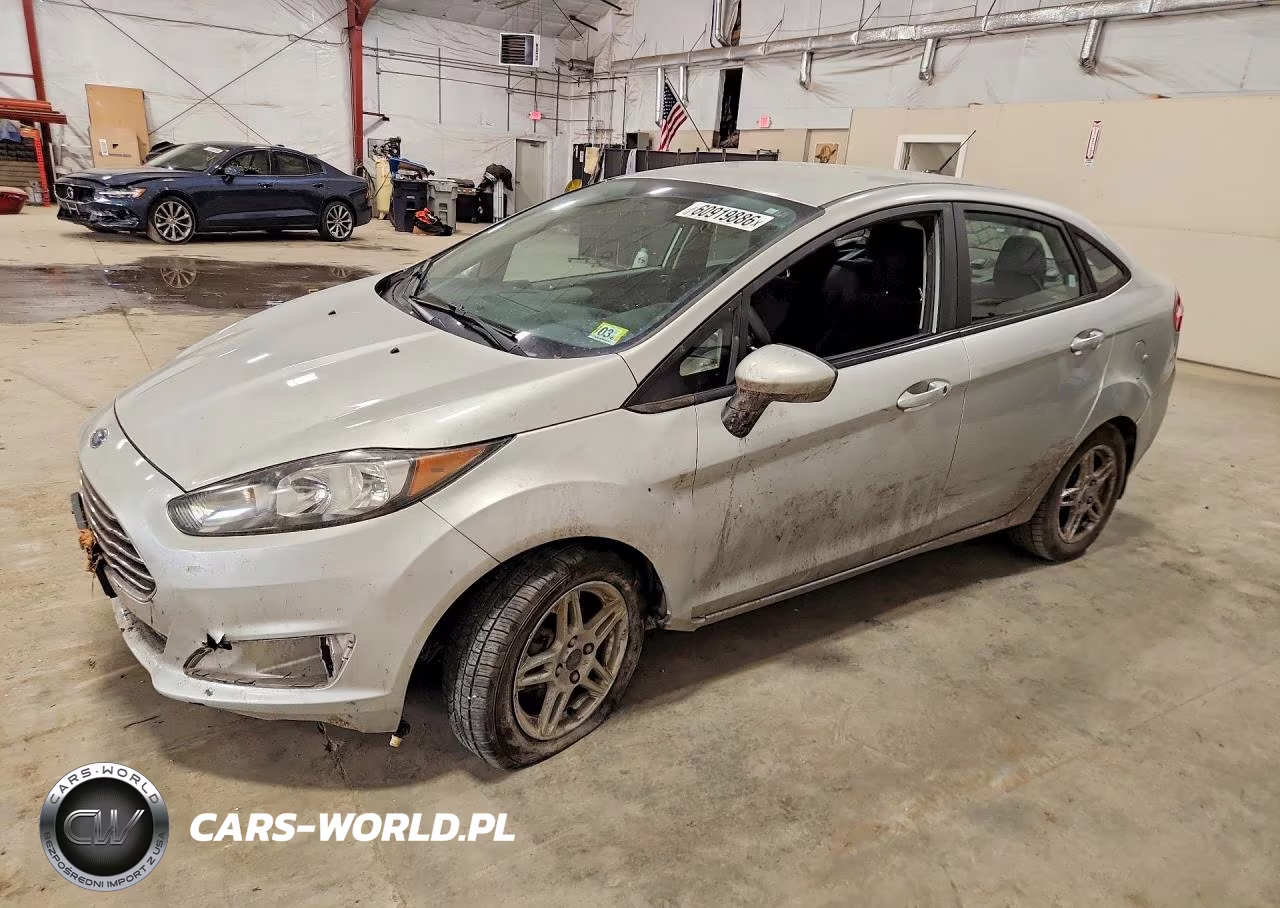 2017 Ford Fiesta Se – zdjęcie 1 z 12