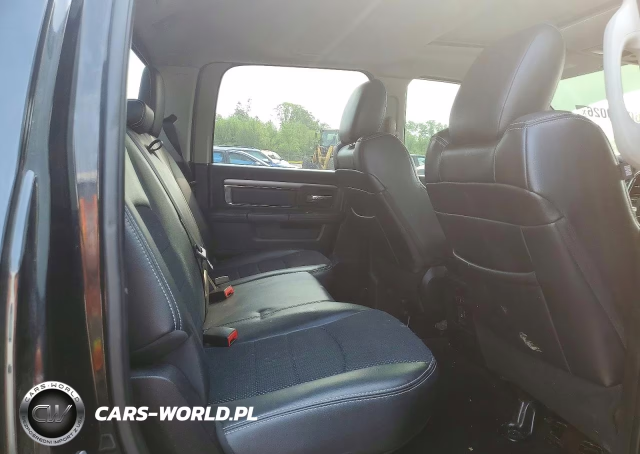2016 Ram 1500 Sport VIN:1C6RR7MT1GS124293 - 10