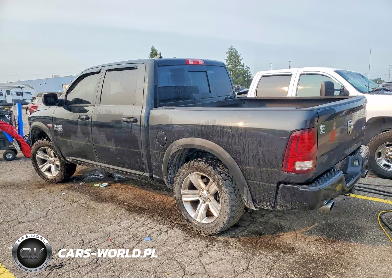 2016 Ram 1500 Sport VIN:1C6RR7MT1GS124293 - 2