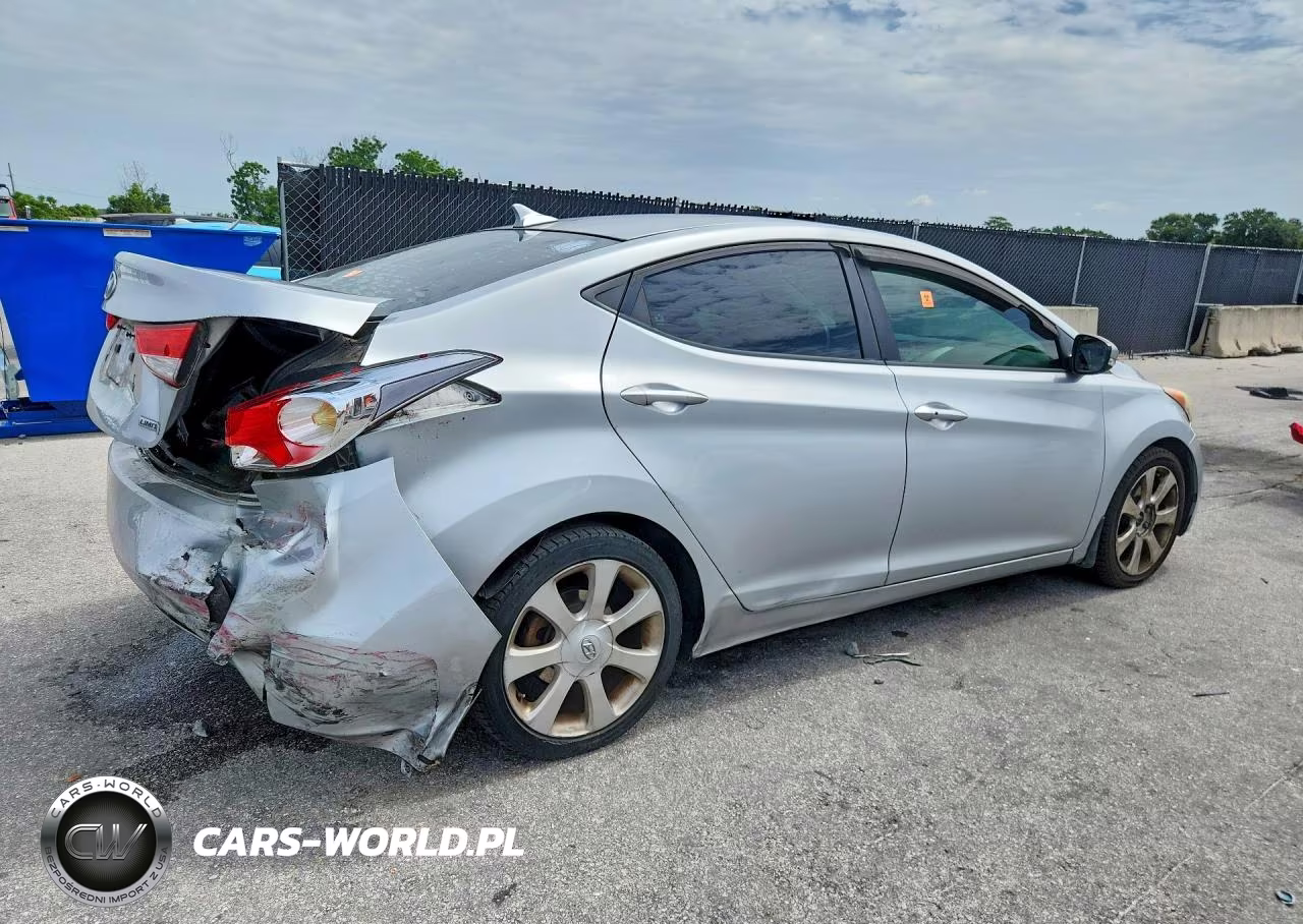 2013 Hyundai Elantra Limited VIN:5NPDH4AE2DH401571 - 3