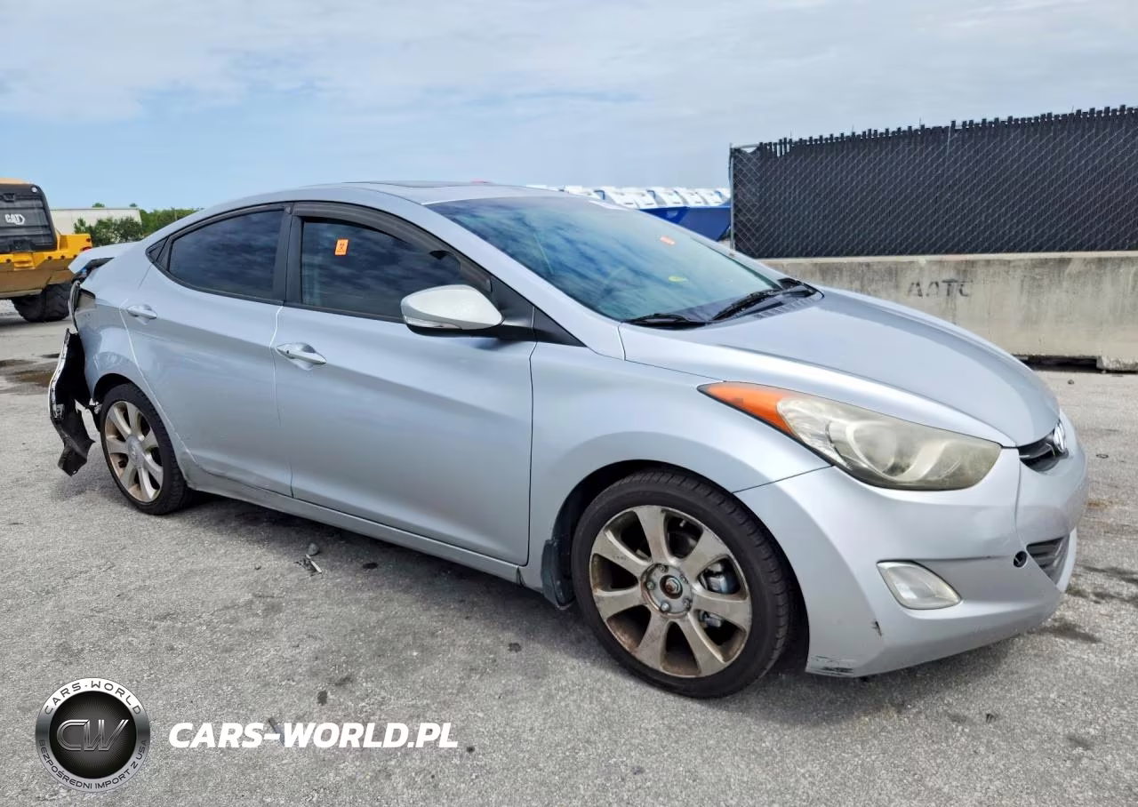 2013 Hyundai Elantra Limited VIN:5NPDH4AE2DH401571 - 4
