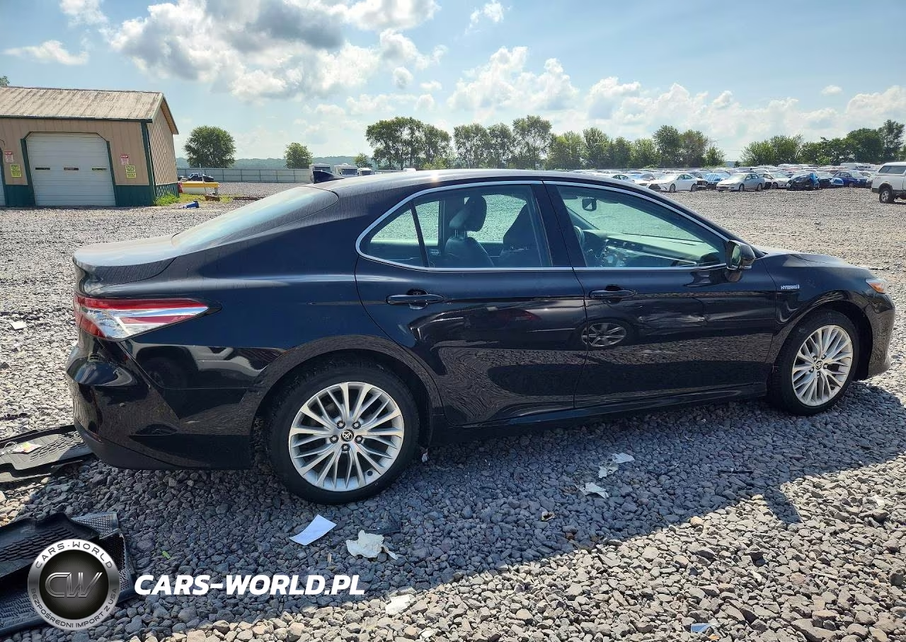 2020 Toyota Camry Xle VIN:4T1F31AK1LU536861 - 3