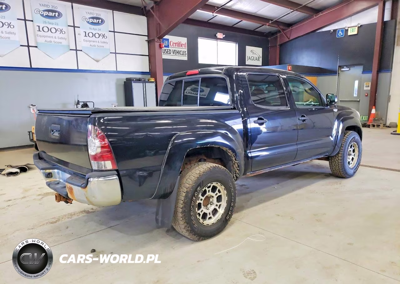 2011 Toyota Tacoma Double Cab VIN:3TMLU4EN9BM067693 - 3