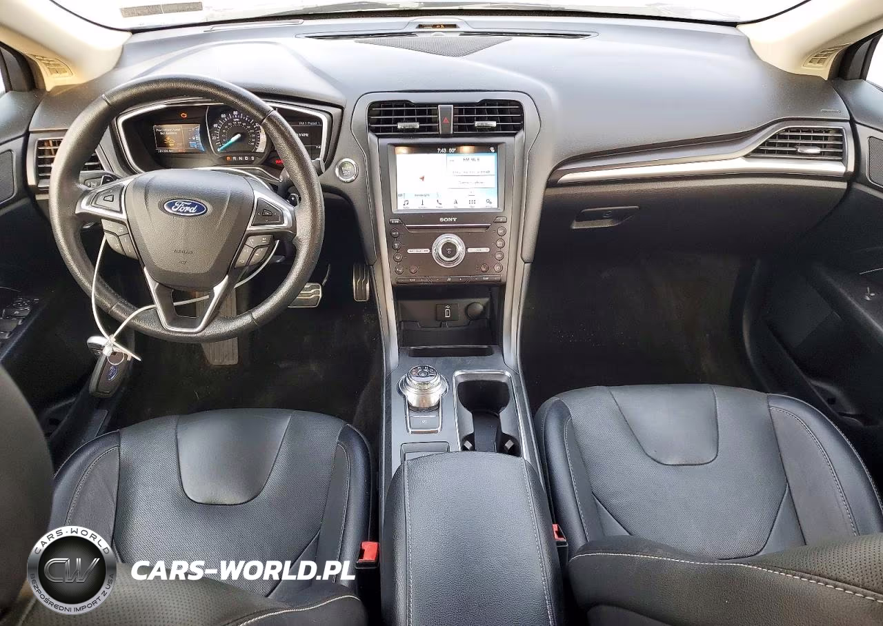 2018 Ford Fusion Titanium-Platinum VIN:3FA6P0K93JR227563 - 8