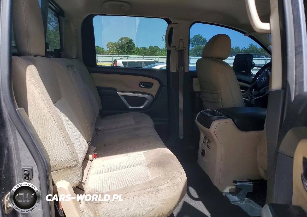 2018 Nissan Titan Xd Sv VIN:1N6BA1F40JN551214 - 10