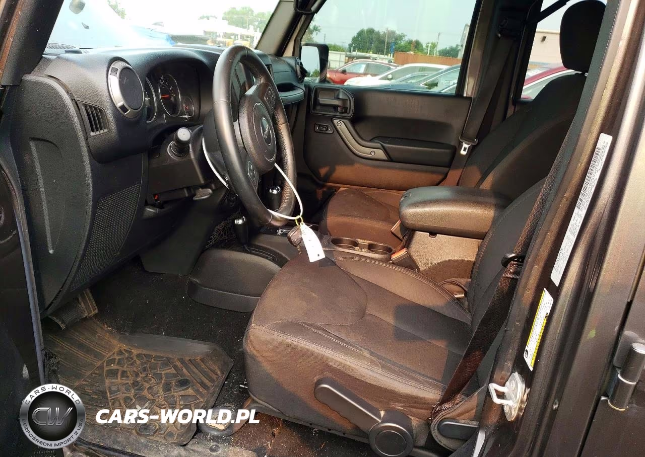 2016 Jeep Wrangler Unlimited Sport VIN:1C4BJWDG0GL190228 - 7