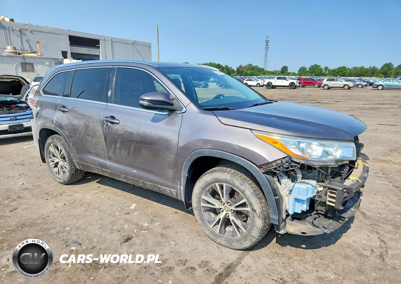 2016 Toyota Highlander Xle VIN:5TDJKRFH5GS319286 - 4