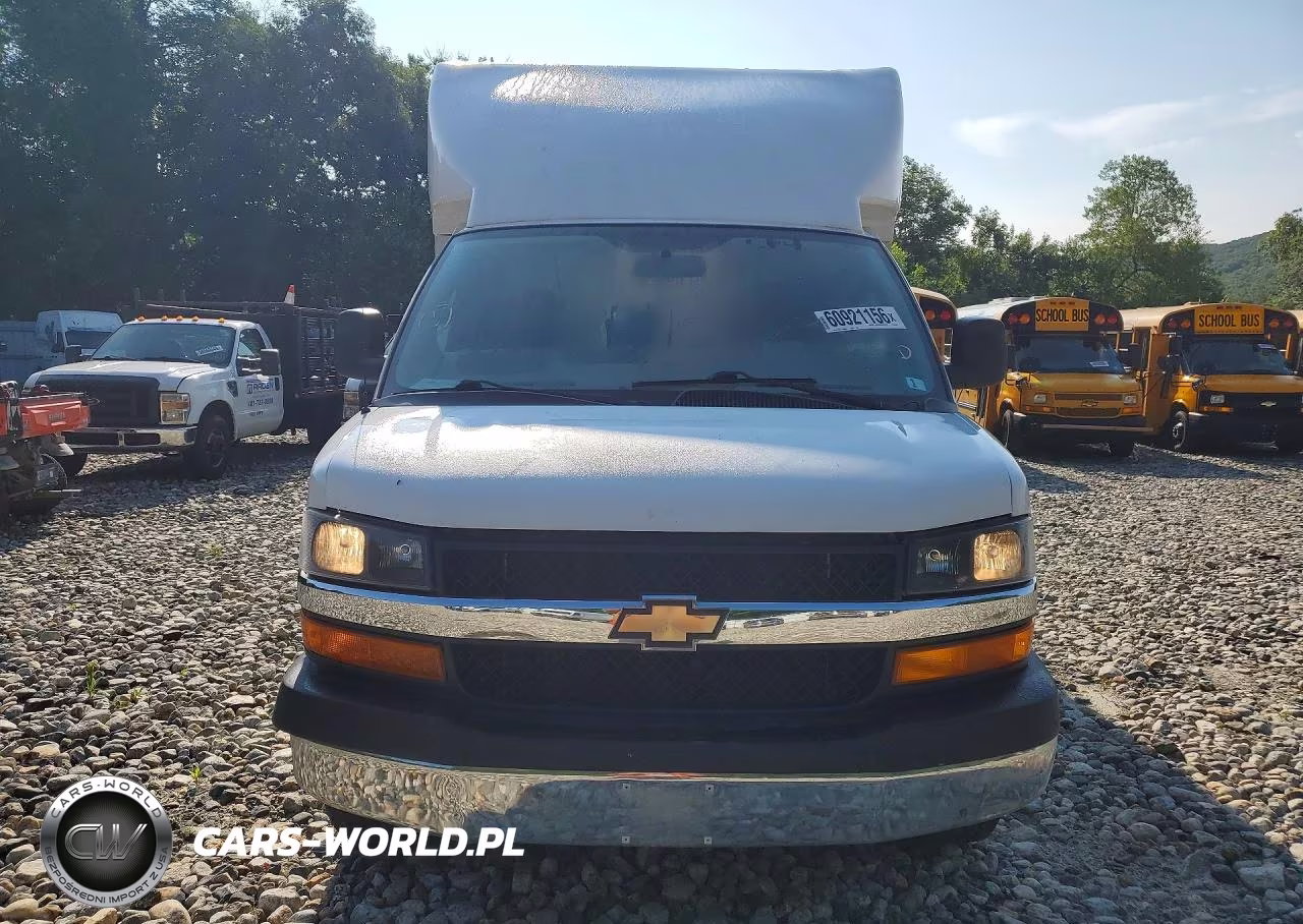2020 Chevrolet Express G3500 VIN:1GB0GRFG9L1265152 - 5