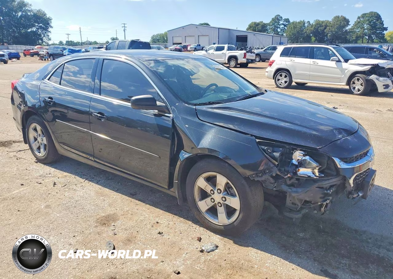 2015 Chevrolet Malibu Ls VIN:1G11B5SL3FF201022 - 4