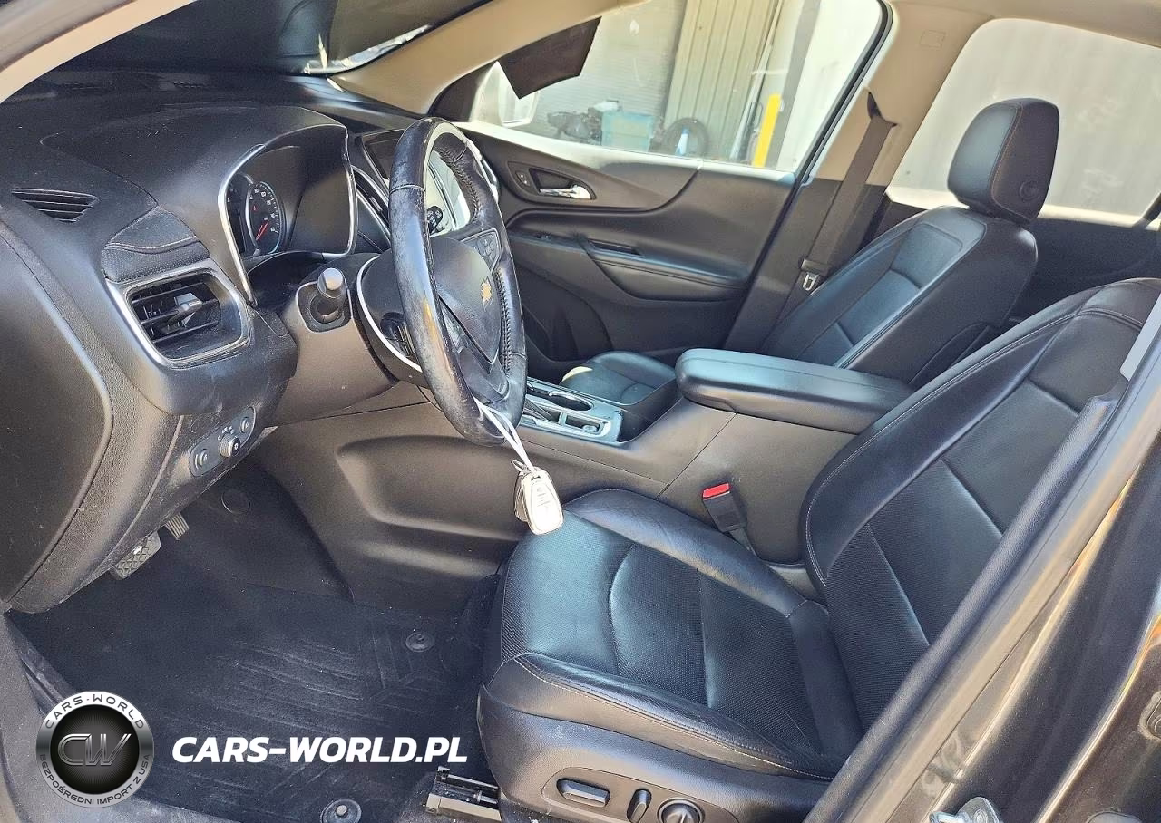 2018 Chevrolet Equinox Premier VIN:2GNAXVEV8J6101093 - 7