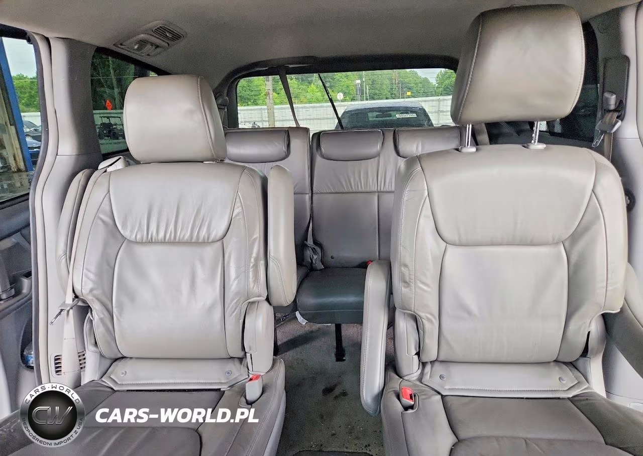 2010 Toyota Sienna Xle VIN:5TDDK4CC1AS028249 - 10