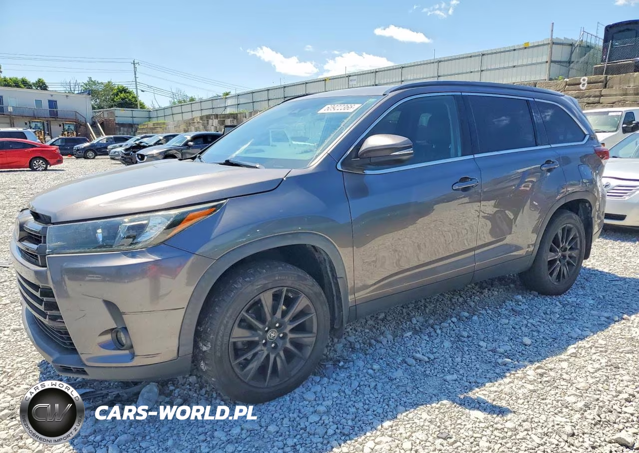 2019 Toyota Highlander Se – zdjęcie 1 z 13