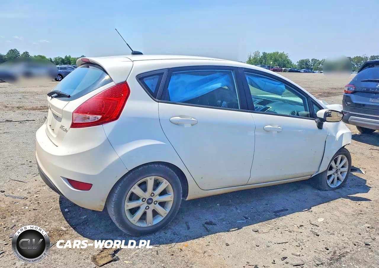 2013 Ford Fiesta Se VIN:3FADP4EJ8DM225734 - 3