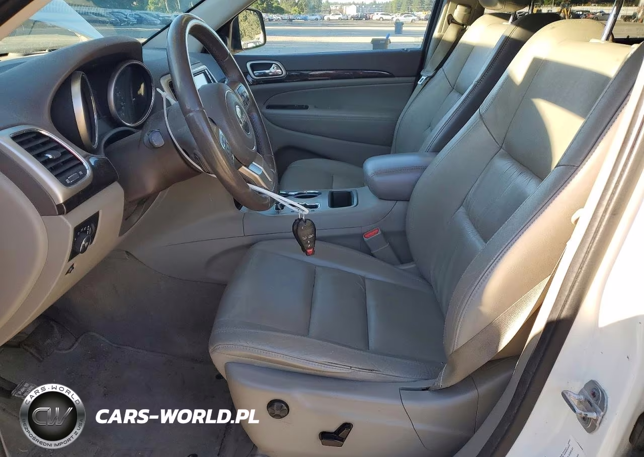 2012 Jeep Grand Cherokee Laredo VIN:1C4RJFAG9CC264615 - 7