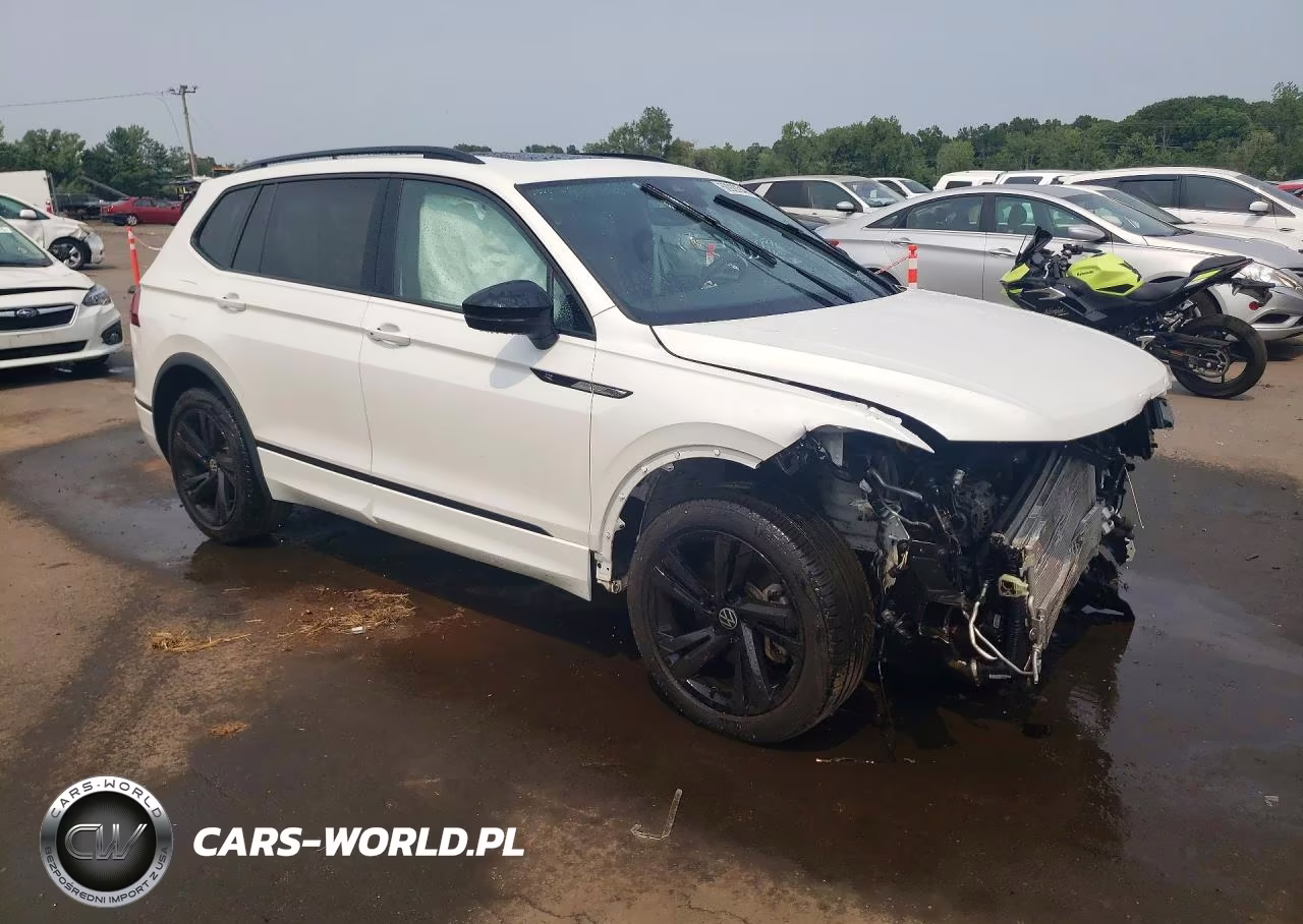 2023 Volkswagen Tiguan Se R-Line Black VIN:3VV8B7AX8PM077435 - 4