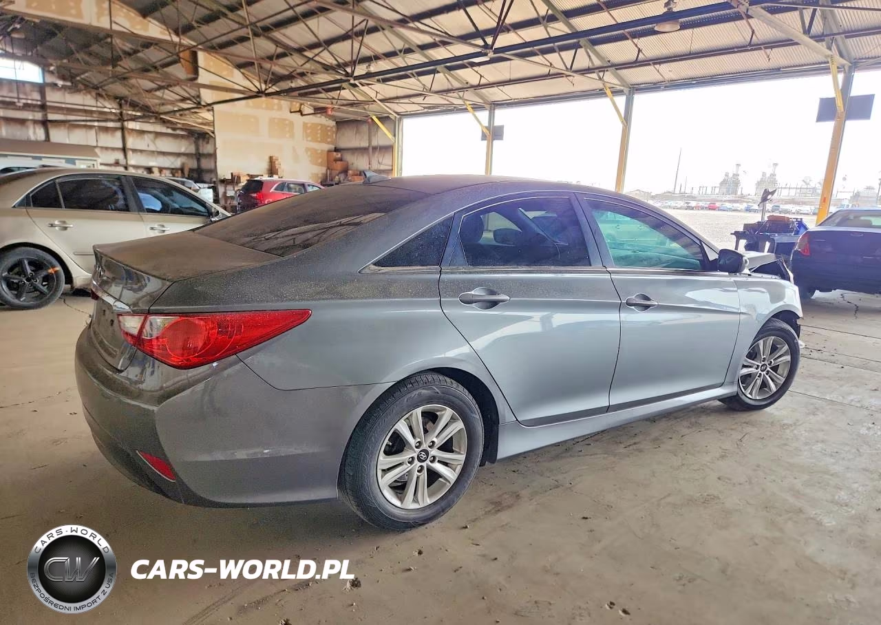 2014 Hyundai Sonata Gls VIN:5NPEB4AC0EH941314 - 3