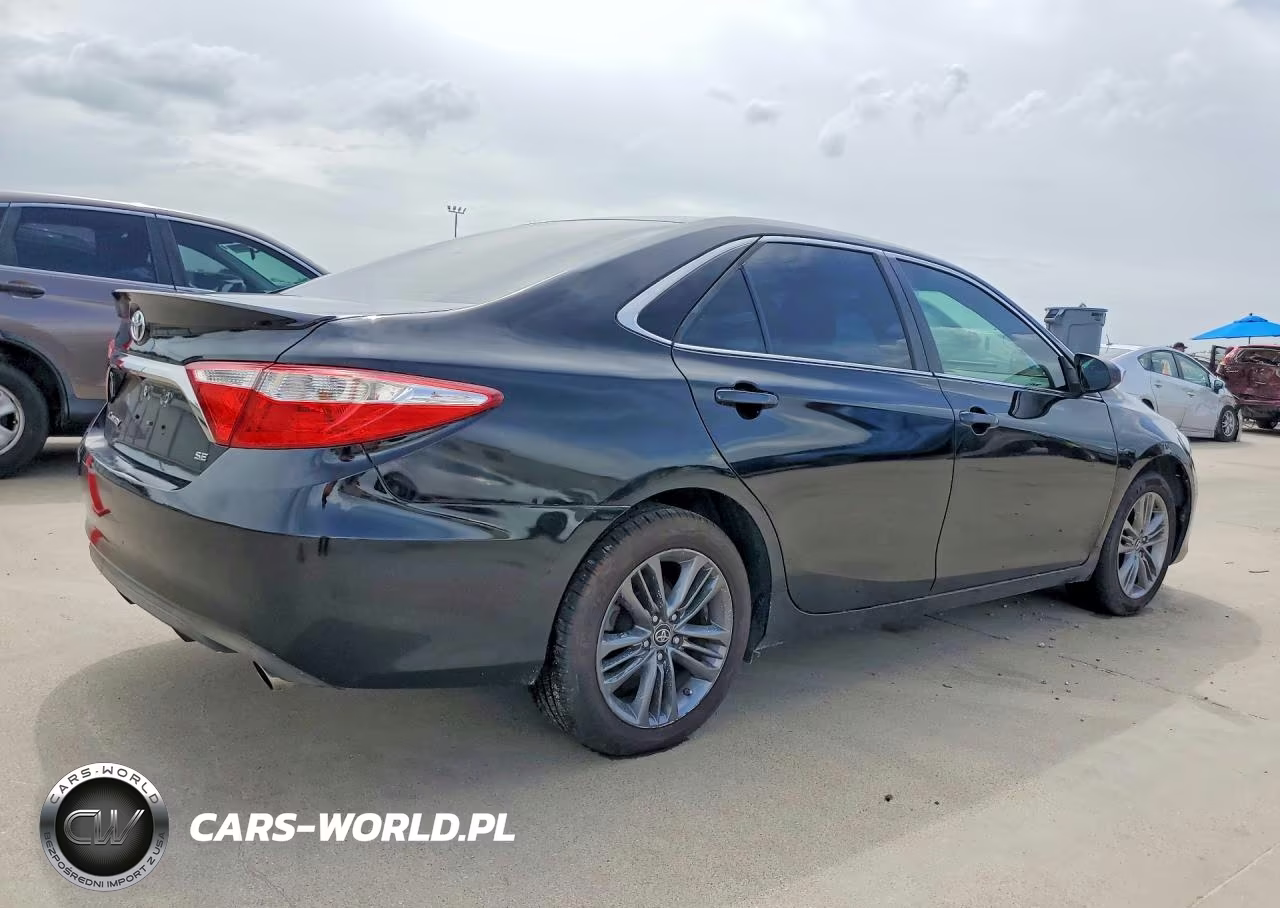 2017 Toyota Camry Se VIN:4T1BF1FK1HU737293 - 3