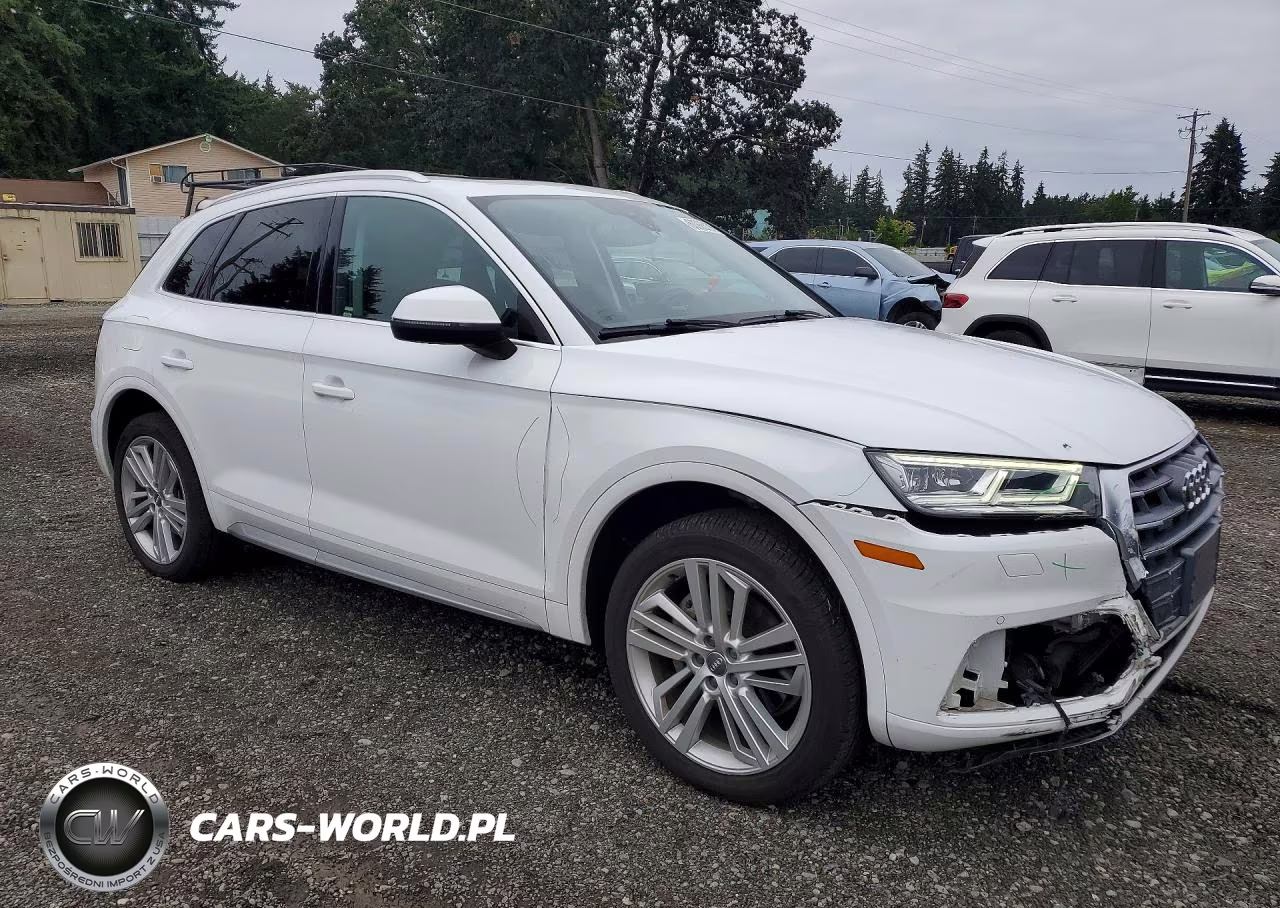 2018 Audi Q5 Premium Plus VIN:WA1BNAFY7J2028892 - 4