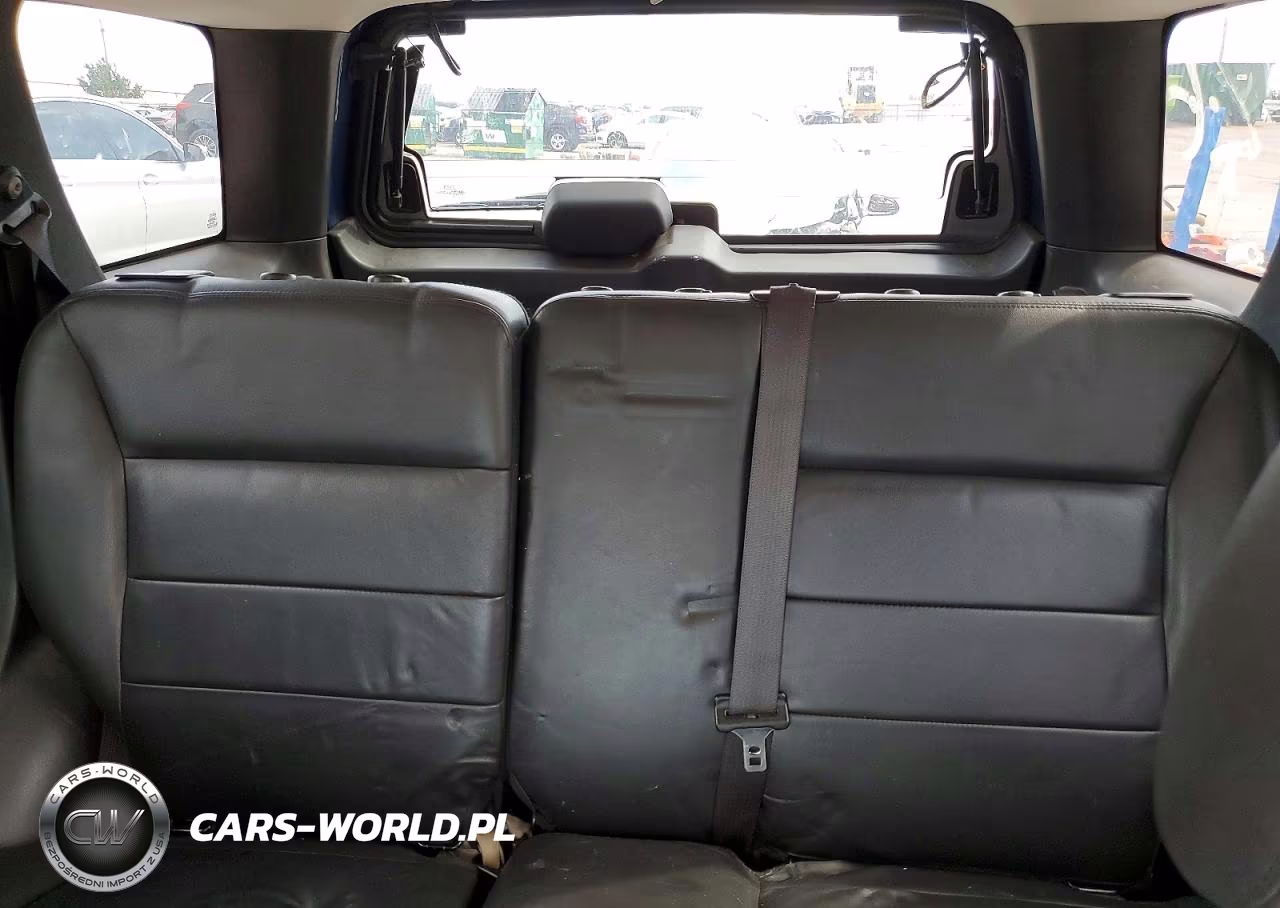 2010 Ford Escape Xls VIN:1FMCU0C74AKC77018 - 10